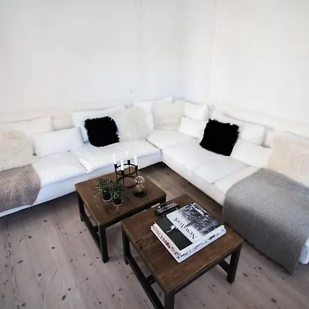 Bright, Extravagent City Center Apt - *canal View* Apartment Copenhagen