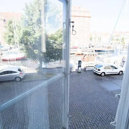 Apartment Bright, Extravagent City Center Apt - *canal View* Copenhagen
